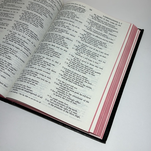 Holy Bible Revised Standard Version 1980 Inscription Inside Revised King James - Picture 10 of 15